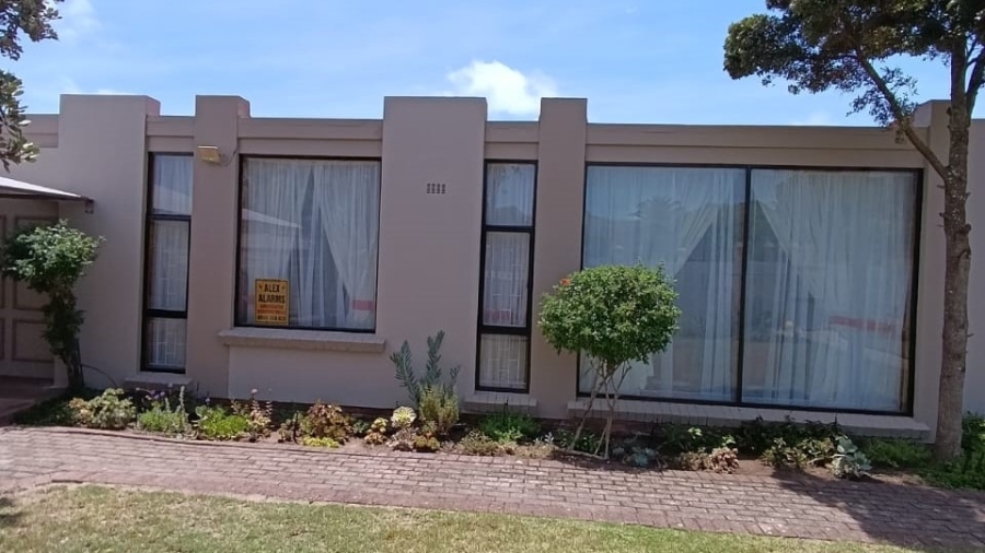 3 Bedroom Property for Sale in Vredenburg Western Cape